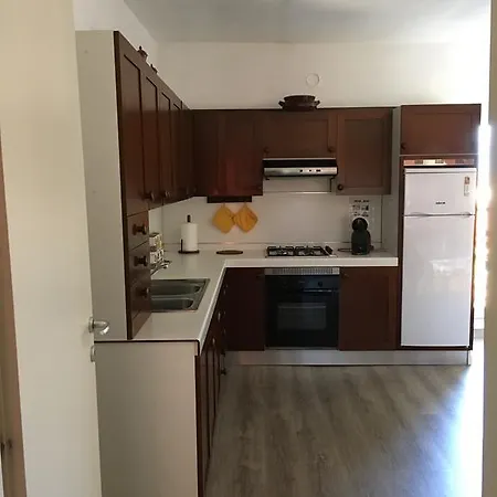 Laura6 Apartment *