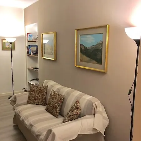 Laura6